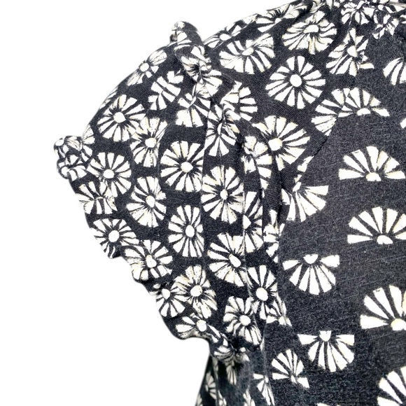Wonderly Black and White Floral Blouse - Picture 5 of 12